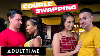 ADULT TIME - Dupla bájos nő, Kira Noir és Bella Rolland négyesben kefélnek
