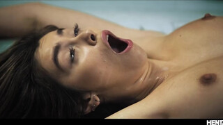 Teljesen lefröcsközve - Idegenek szexelnek szexi csajokkal!