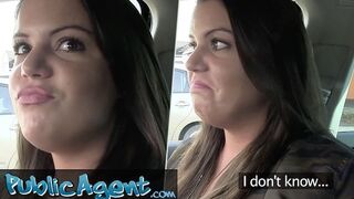 Diák csajszi igazán bizonytalan ebben a beleélvezésben és kinti szexben