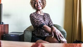 Vonzó amatőr milf keményen megbaszva casting forgatás után