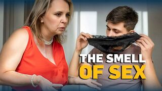 Pufóka könyvelőnő méretes segge csábítós hódításra