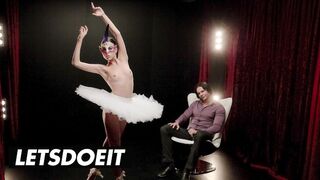 Finom fetis baszás maszkos zsenge csajjal jessica x-től