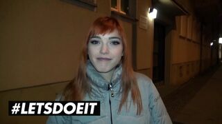 Lullu Gun és Anny Aurora megosztják a termetes néger fazt kint a vadonban