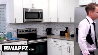 Rossz csajok vallanak a csere rendőröknek