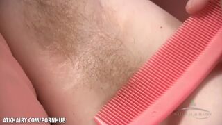 Szőrös zsenge lyuk cyan combs szőrös kalandjai